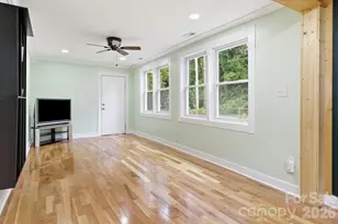 226 Vance Ave, Black Mountain, NC 28711 - Photo 6