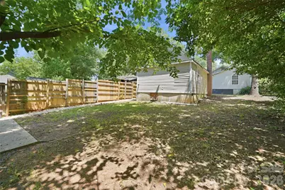 933 Rowan Street, Charlotte, NC 28208 - Photo 32