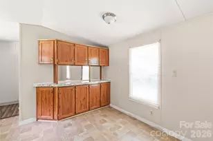 114 Jason Dr, Blacksburg, SC 29702 - Photo 18