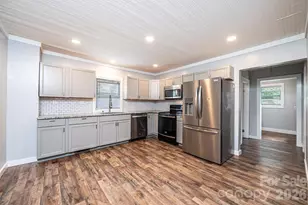 1460 17th St NE, Hickory, NC 28601 - Photo 6