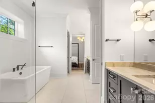 1355 S Kings Dr, Charlotte, NC 28207 - Photo 20
