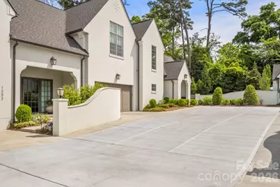 1355 S Kings Drive, Charlotte, NC 28207 - Photo 2