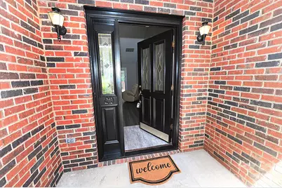 1035 E 24th Street, Newton, NC 28658 - Photo 2