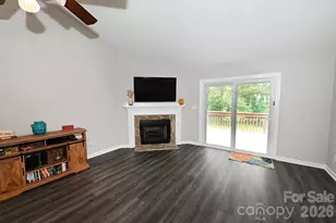 1035 E 24th St, Newton, NC 28658 - Photo 4