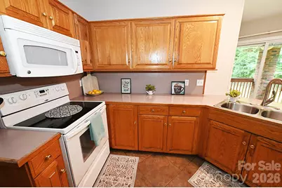 1035 E 24th Street, Newton, NC 28658 - Photo 10