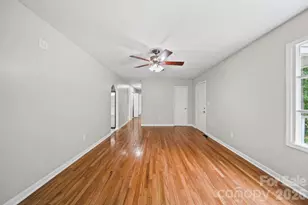 5719 Lewis Rd, Gastonia, NC 28052 - Photo 8
