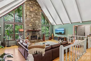 2291 Little River Rd, Hendersonville, NC 28739 - Photo 16