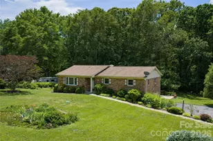 1541 Glenheath Dr, Hendersonville, NC 28791 - Photo 20