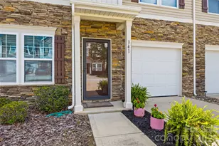 341 Battery Cir, Clover, SC 29710 - Photo 2