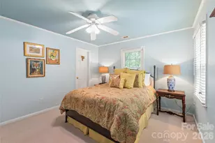 7022 Rocky Falls Rd, Charlotte, NC 28211 - Photo 38