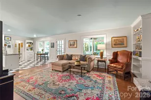 7022 Rocky Falls Rd, Charlotte, NC 28211 - Photo 12