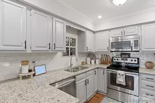 4720 Grey Moss Dr, Lake Wylie, SC 29710 - Photo 8
