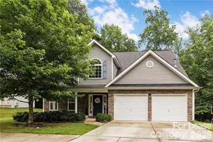 19012 Kanawha Dr, Cornelius, NC 28031 - Photo 1