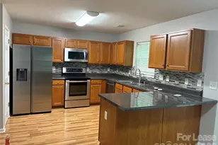 19012 Kanawha Dr, Cornelius, NC 28031 - Photo 2