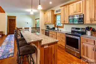 86 Crossings Cir, Fairview, NC 28730 - Photo 18