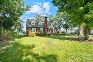 1520 5th St NE, Hickory, NC 28601 - Photo 4