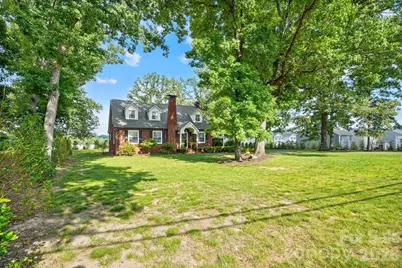 1520 5th Street NE, Hickory, NC 28601 - Photo 6
