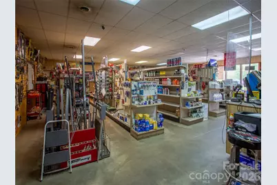 722 E Main Street, Burnsville, NC 28714 - Photo 14