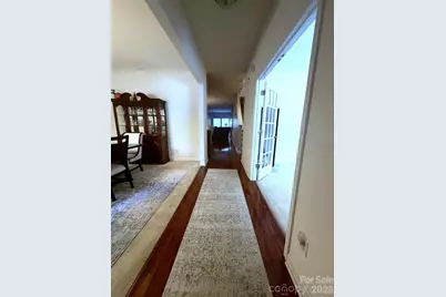 1919 Corriente Court, Charlotte, NC 28213 - Photo 2