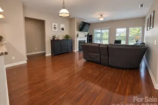 1919 Corriente Ct, Charlotte, NC 28213 - Photo 14