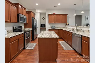 1919 Corriente Court, Charlotte, NC 28213 - Photo 12