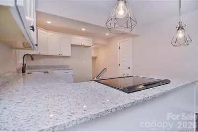 3100 Avalon Avenue, Charlotte, NC 28208 - Photo 6