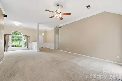 9421 Foggy Meadow Road, Charlotte, NC 28269 - Photo 10