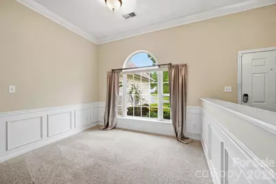 9421 Foggy Meadow Road, Charlotte, NC 28269 - Photo 6