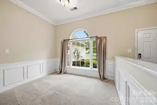 9421 Foggy Meadow Rd, Charlotte, NC 28269 - Photo 6
