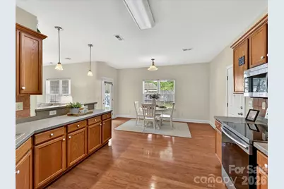 10507 Glenmeade Road, Cornelius, NC 28031 - Photo 12