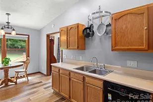 5 Harrison Hill Rd, Swannanoa, NC 28778 - Photo 10