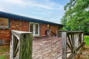 1323 N Lakewood Dr, Shelby, NC 28150 - Photo 30