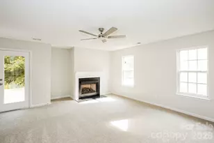 11003 Pointer Ridge Dr, Charlotte, NC 28214 - Photo 4