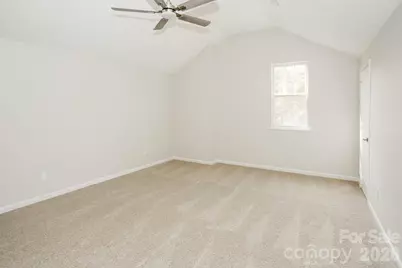 11003 Pointer Ridge Drive, Charlotte, NC 28214 - Photo 10