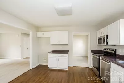 11003 Pointer Ridge Drive, Charlotte, NC 28214 - Photo 6