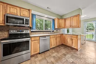5200 Cressingham Ct, Charlotte, NC 28227 - Photo 14