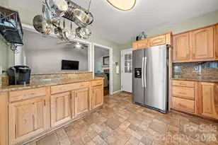 5200 Cressingham Ct, Charlotte, NC 28227 - Photo 16