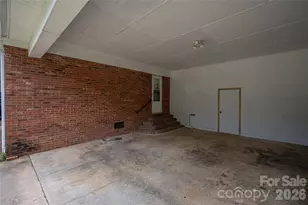 225 Dogwood Dr, Mount Holly, NC 28120 - Photo 6