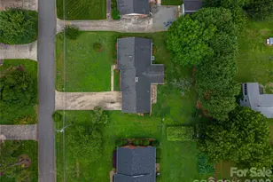 225 Dogwood Dr, Mount Holly, NC 28120 - Photo 34