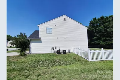 6229 Roseway Court, Harrisburg, NC 28075 - Photo 4