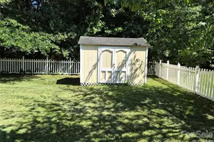 6229 Roseway Ct, Harrisburg, NC 28075 - Photo 34