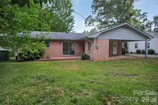 327 Arlington St, Forest City, NC 28043 - Photo 24