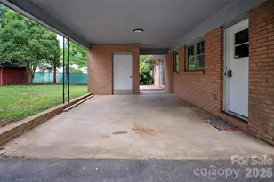 327 Arlington St, Forest City, NC 28043 - Photo 20