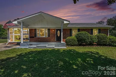 101 E Chamblee Drive, Salisbury, NC 28147 - Photo 2