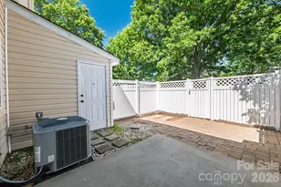 3028 Mayer House Ct, Charlotte, NC 28214 - Photo 26