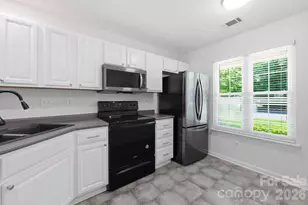 3028 Mayer House Ct, Charlotte, NC 28214 - Photo 12