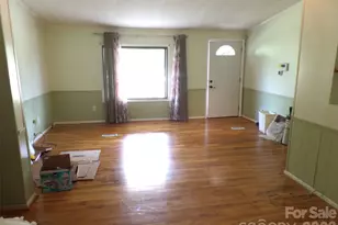 3333 Hunawill St, Claremont, NC 28610 - Photo 4