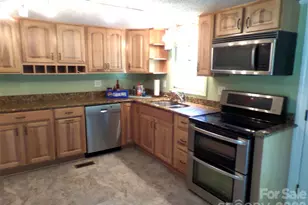 3333 Hunawill St, Claremont, NC 28610 - Photo 2