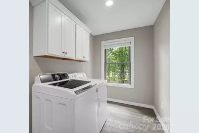 100 Walt Drive, Hendersonville, NC 28792 - Photo 14