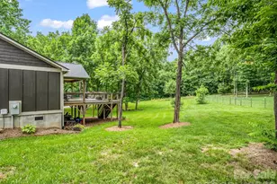 100 Walt Dr, Hendersonville, NC 28792 - Photo 32